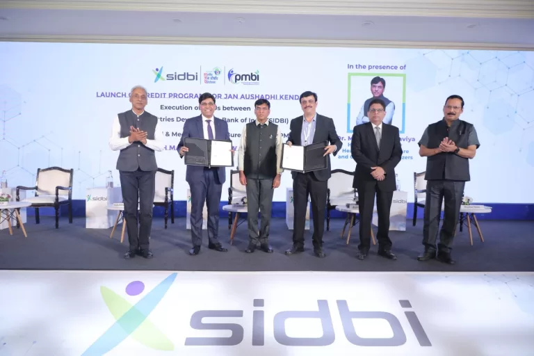 SIDBI-PMBI-sign-MoU-for-credit-assistance-to-Jan-Aushadhi-Kendras.jpg